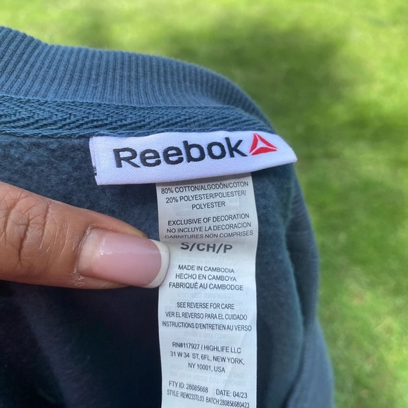 Reebok Men's Blue Sweatshirt - Picture 6 of 6